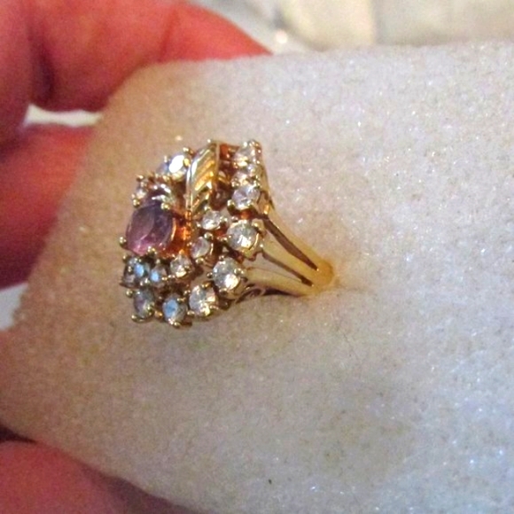 Vintage 14K HGE Amethyst & White CZ Bling Cocktail Ring Size 9 - Picture 3 of 5
